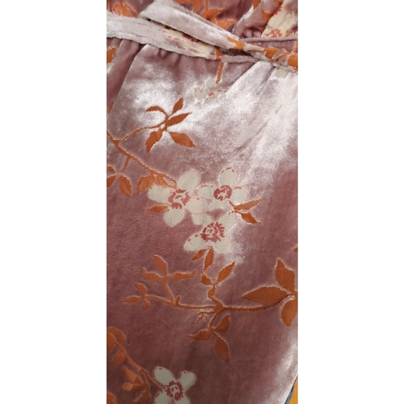 YEAR ROUND VELVET WRAP TOP - Picture 5 of 5